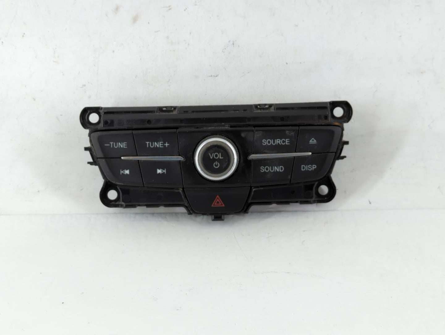 2017-2019 Ford Escape Am Fm Cd Player Radio Receiver - Oemusedautoparts1.com