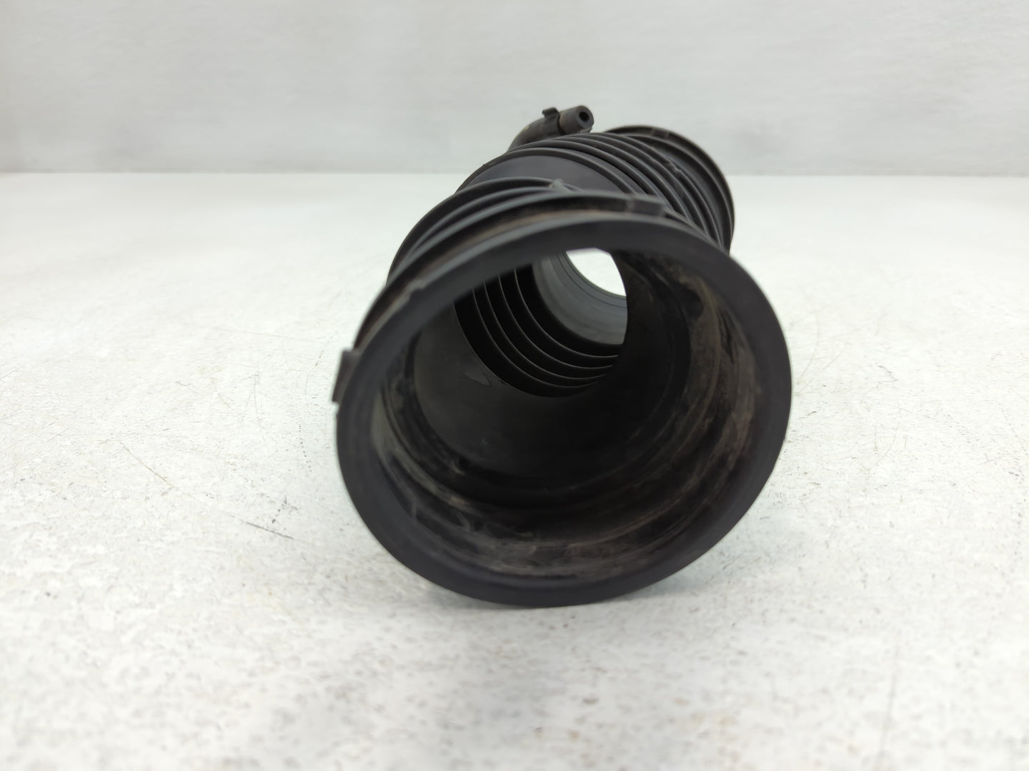 2017 Ford Escape Air Cleaner Intake Duct Hose Tube - Oemusedautoparts1.com