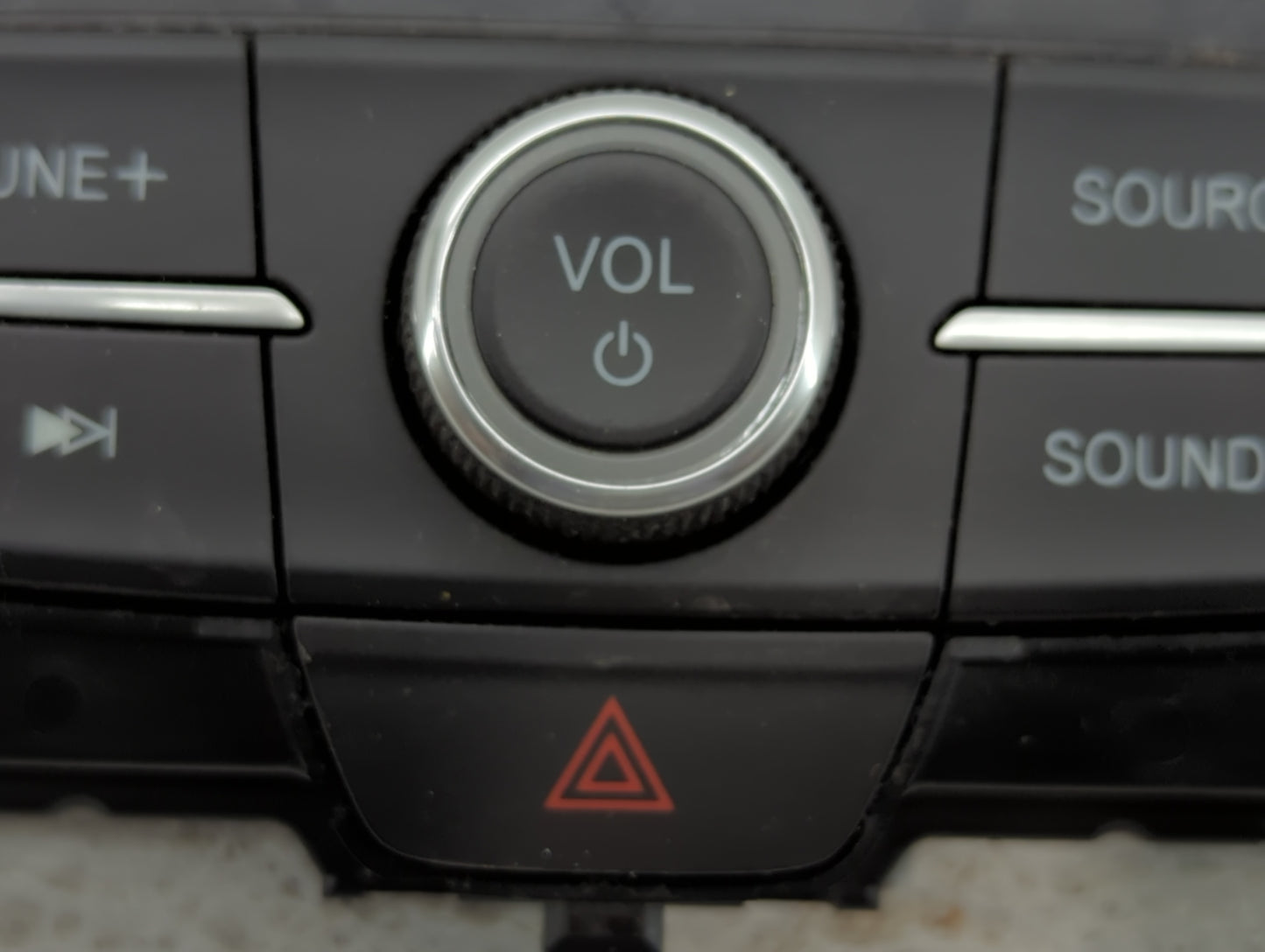 2017-2019 Ford Escape Radio AM FM Cd Player Receiver Replacement P/N:F1CT18K811HC Fits Fits 2017 2018 2019 OEM Used Auto Par