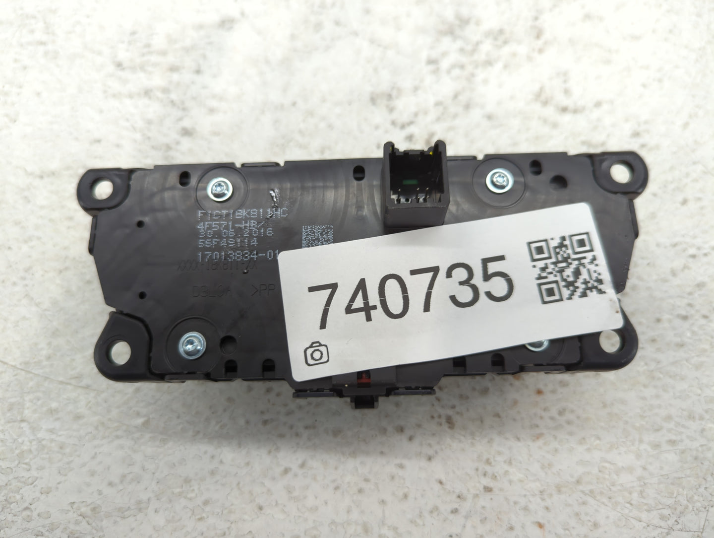 2017-2019 Ford Escape Radio AM FM Cd Player Receiver Replacement P/N:F1CT18K811HC Fits Fits 2017 2018 2019 OEM Used Auto Par