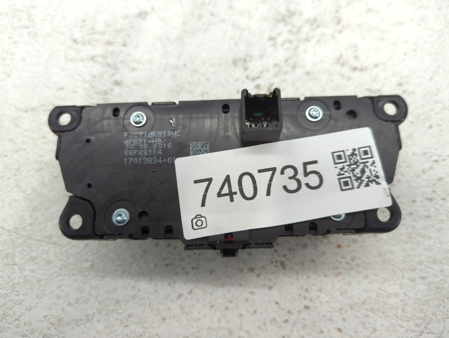 2017-2019 Ford Escape Radio AM FM Cd Player Receiver Replacement P/N:F1CT18K811HC Fits Fits 2017 2018 2019 OEM Used Auto Par