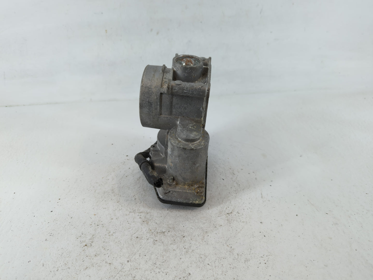 2013-2022 Ford Escape Throttle Body P/N:170853008642 DS7E-9F991-AJ Fits Fits 2013 2014 2015 2016 2017 2018 2019 2020 2021 20
