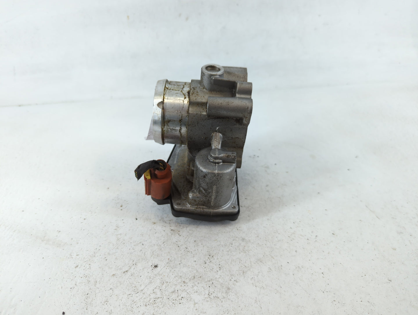 2017-2019 Ford Escape Throttle Body P/N:DSAG-9F991-BB 316 336 6358 Fits Fits 2014 2015 2016 2017 2018 2019 2020 OEM Used Aut