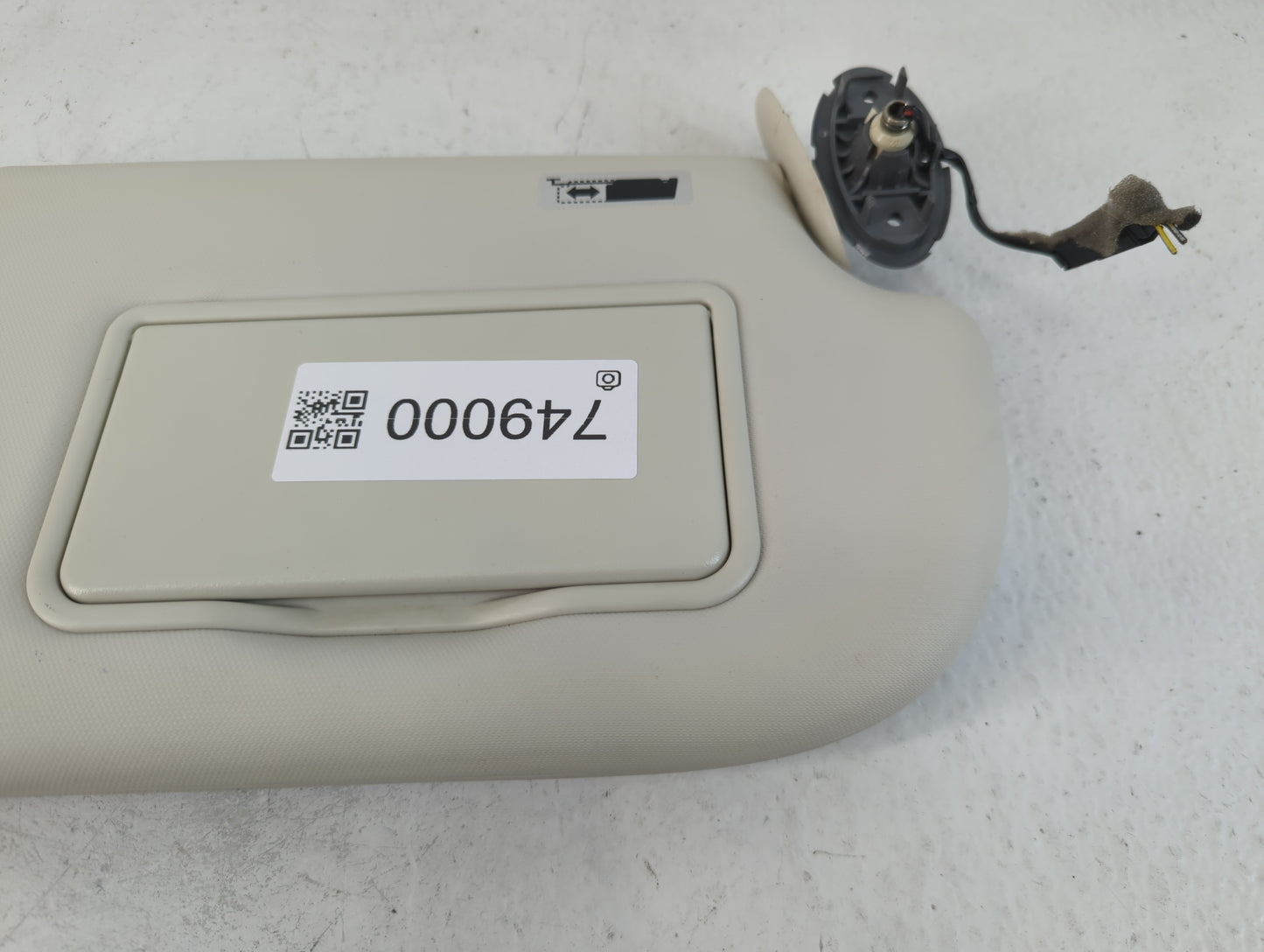 2013-2019 Ford Escape Sun Visor Shade Replacement Passenger Right Mirror Fits Fits 2013 2014 2015 2016 2017 2018 2019 OEM Us