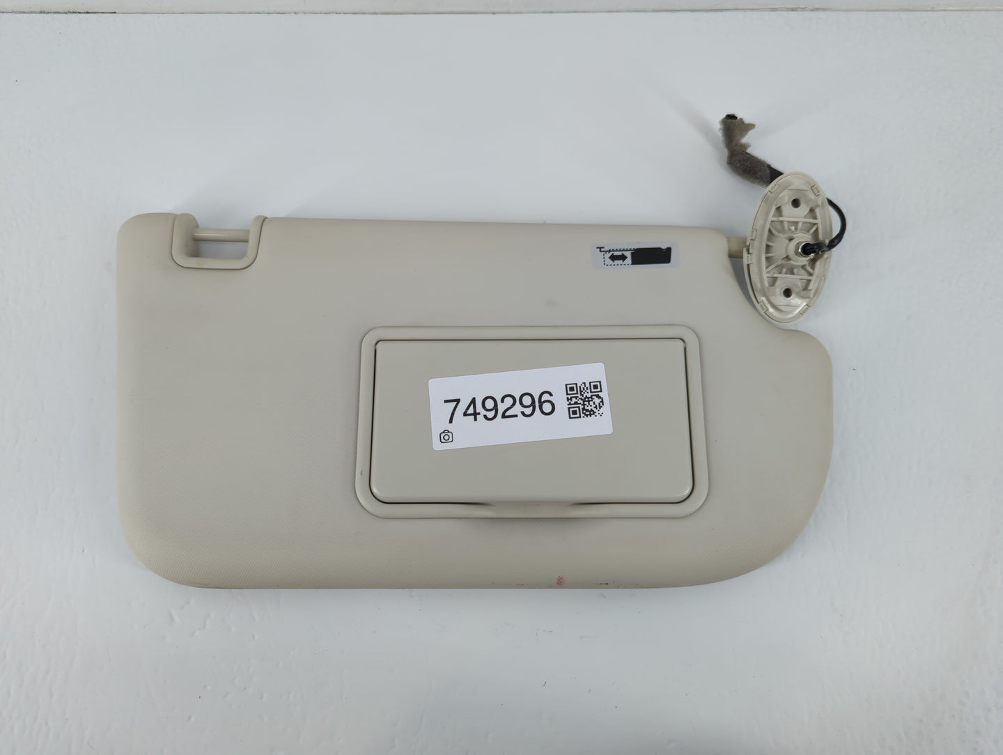 2013-2019 Ford Escape Sun Visor Shade Replacement Passenger Right Mirror Fits Fits 2013 2014 2015 2016 2017 2018 2019 OEM Us