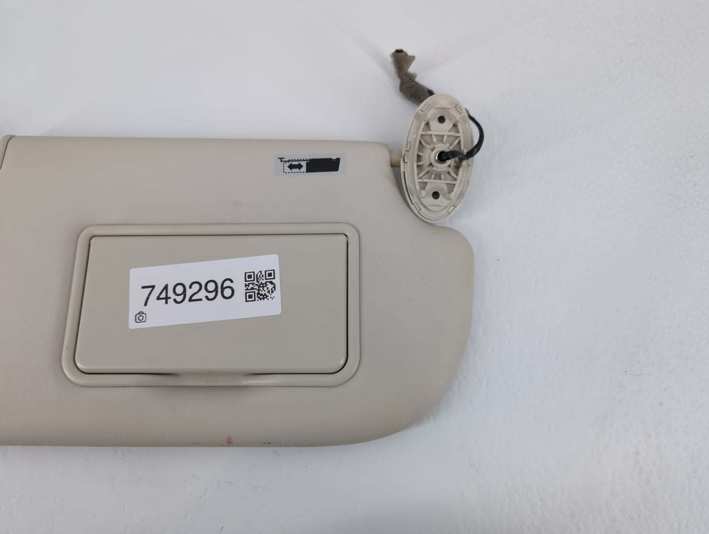2013-2019 Ford Escape Sun Visor Shade Replacement Passenger Right Mirror Fits Fits 2013 2014 2015 2016 2017 2018 2019 OEM Us