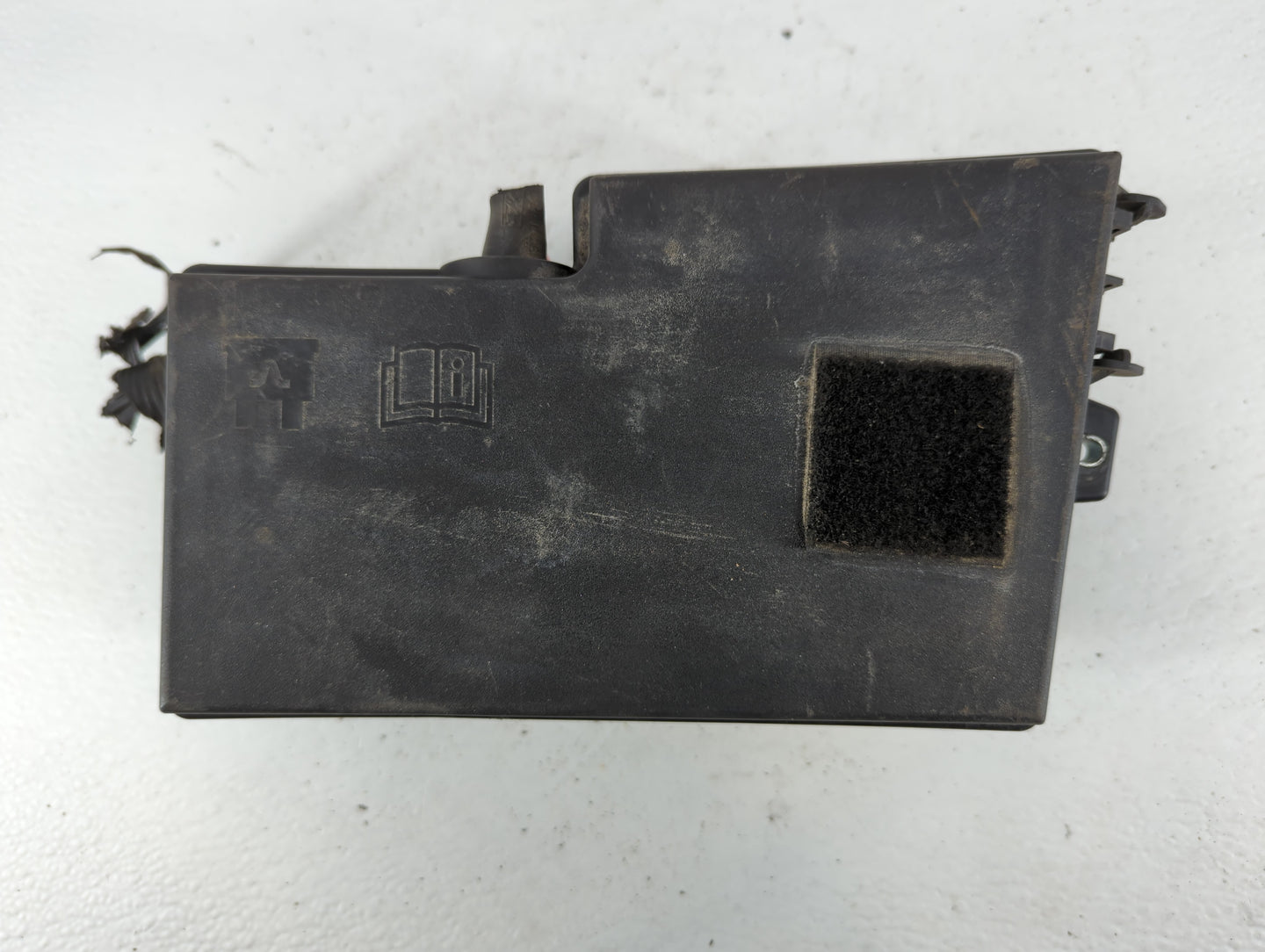 2017 Ford Escape Fusebox Fuse Box Panel Relay Module P/N:AV6T-14A067-AD E02345500 Fits OEM Used Auto Parts - Oemusedautopart