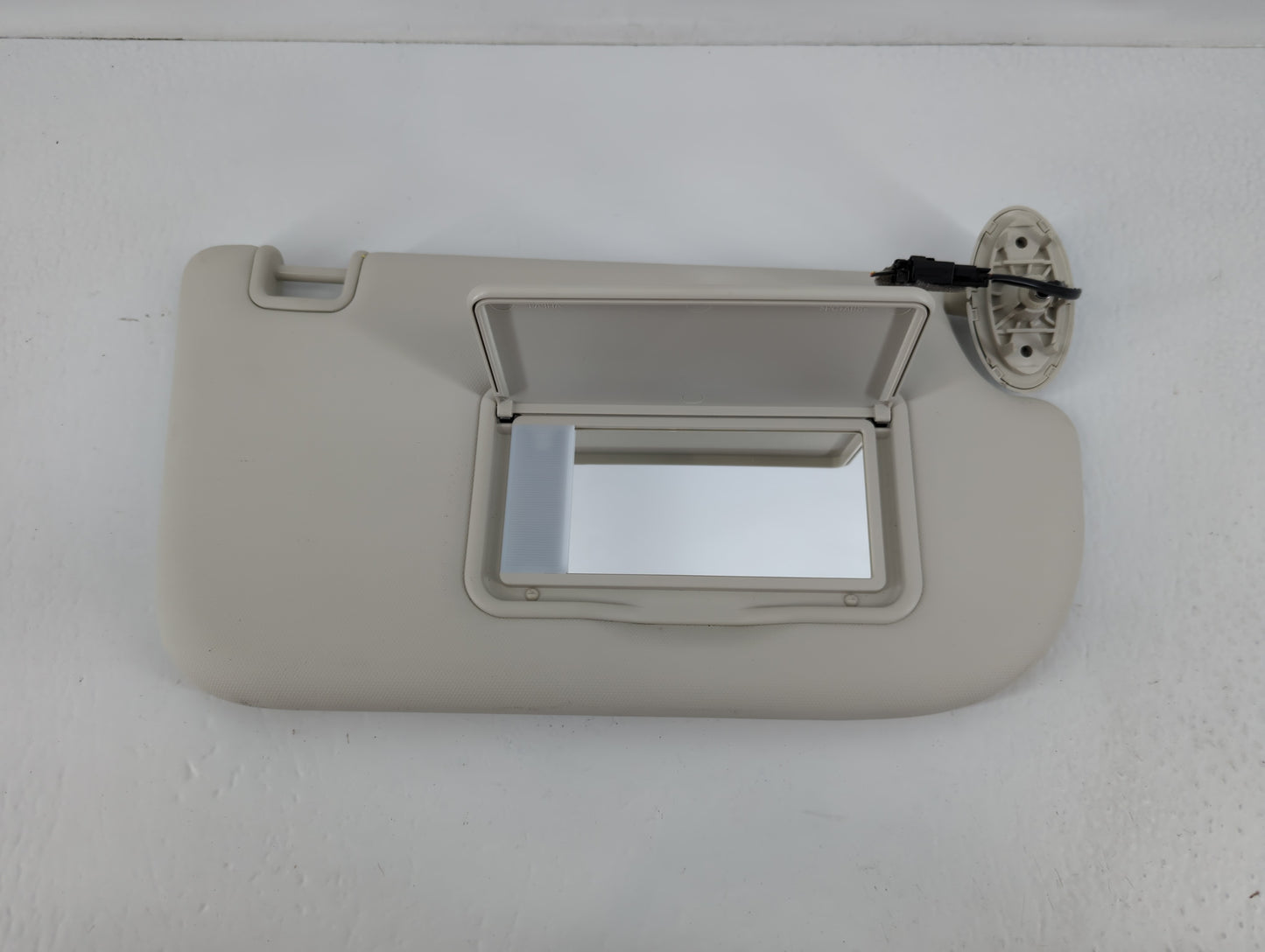 2013-2019 Ford Escape Sun Visor Shade Replacement Passenger Right Mirror Fits Fits 2013 2014 2015 2016 2017 2018 2019 OEM Us