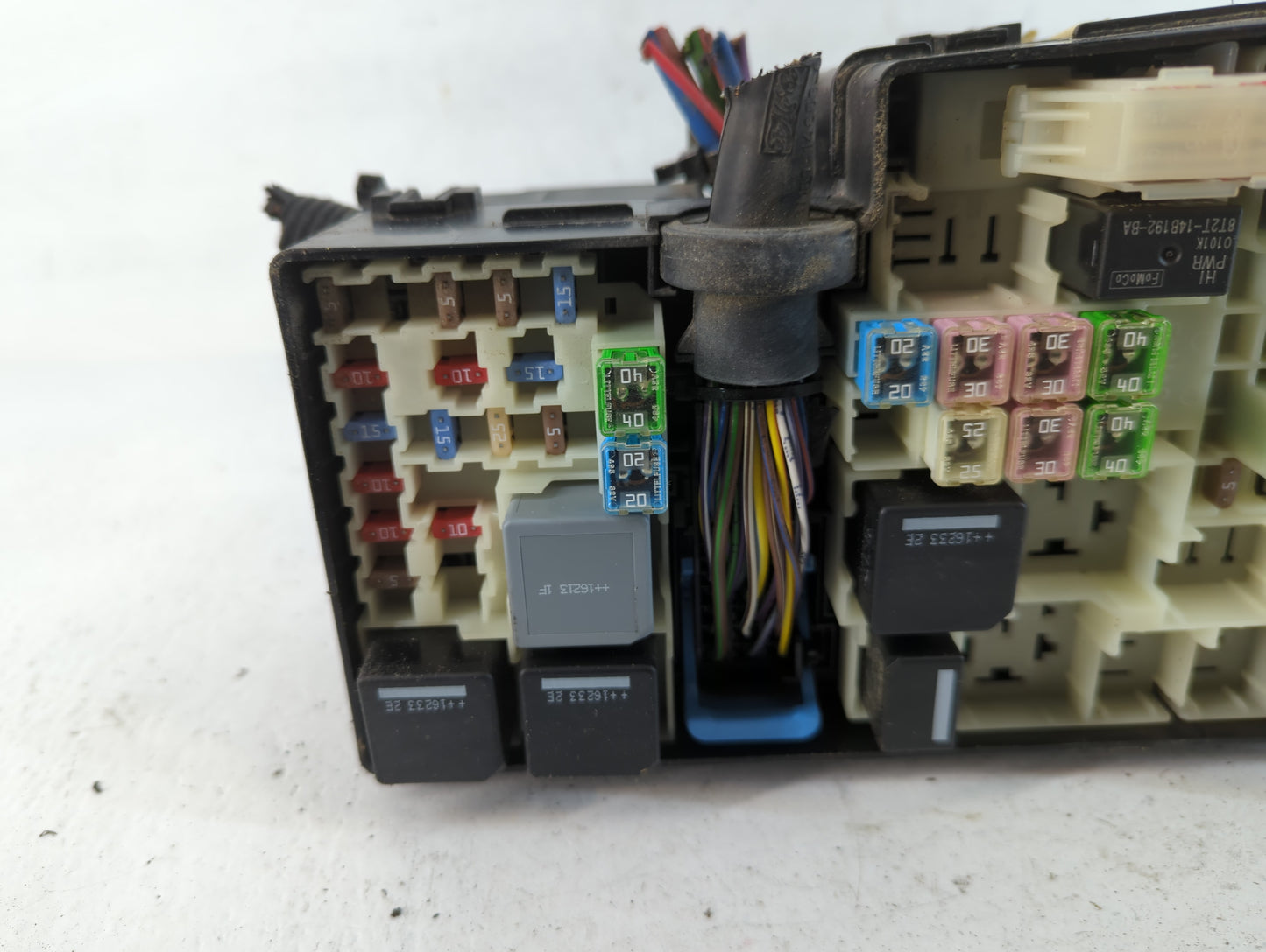 2017 Ford Escape Fusebox Fuse Box Panel Relay Module P/N:AV6T-14A067-AD E02345500 Fits OEM Used Auto Parts - Oemusedautopart