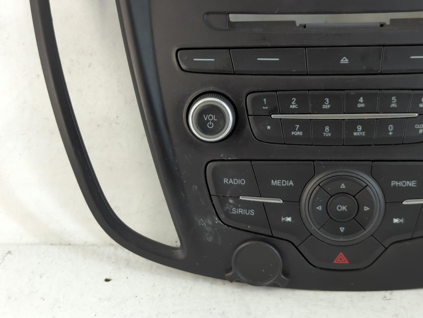 2017-2019 Ford Escape Radio AM FM Cd Player Receiver Replacement P/N:F1ET18K811KD Fits Fits 2015 2016 2017 2018 2019 OEM Use