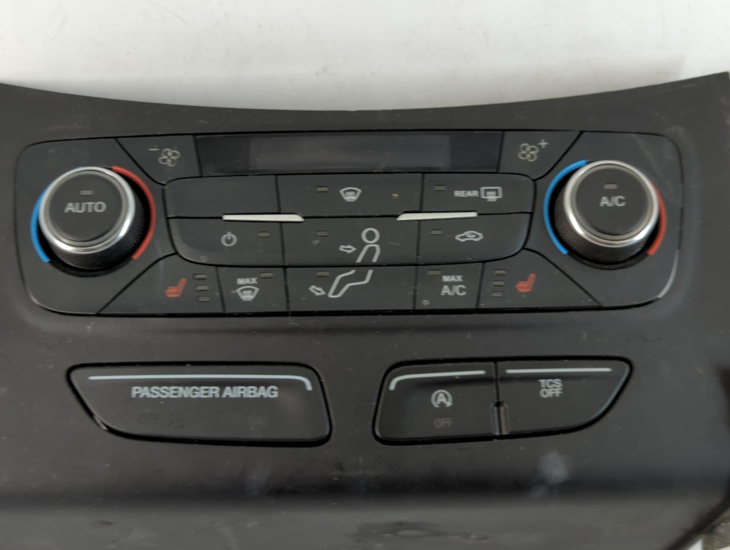 2017 Ford Escape Climate Control Module Temperature AC/Heater Replacement P/N:GJ5T-18C612-FA Fits OEM Used Auto Parts - Oemu