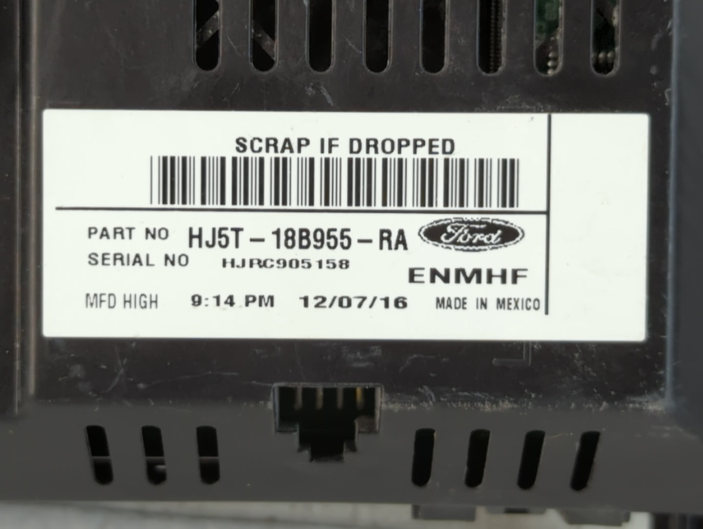 2017 Ford Escape Radio AM FM Cd Player Receiver Replacement P/N:HJ5T-18B955-RA Fits OEM Used Auto Parts - Oemusedautoparts1.