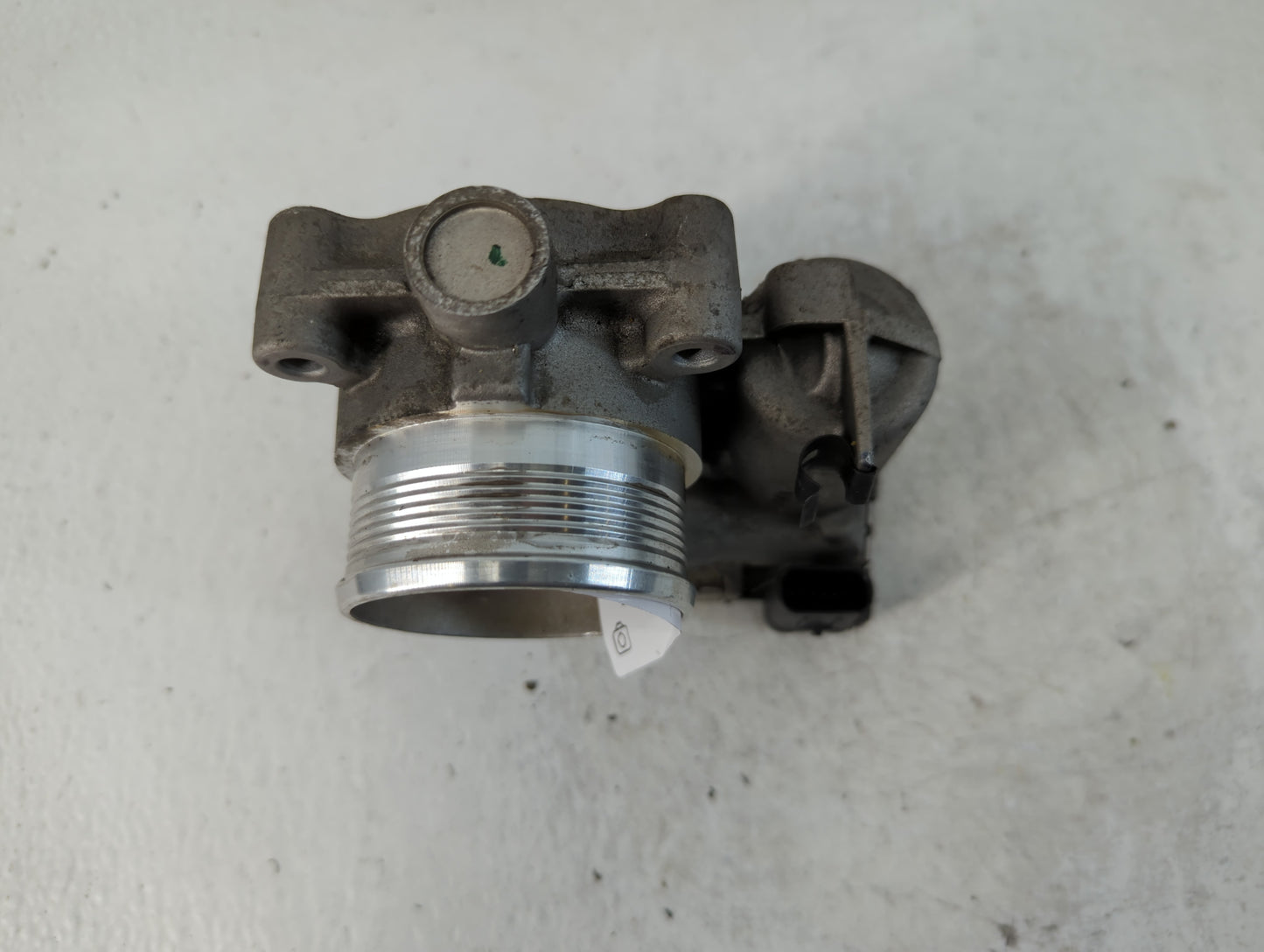 2017-2019 Ford Escape Throttle Body P/N:DS7E-9F991-BB Fits Fits 2014 2015 2016 2017 2018 2019 2020 2021 2022 OEM Used Auto P