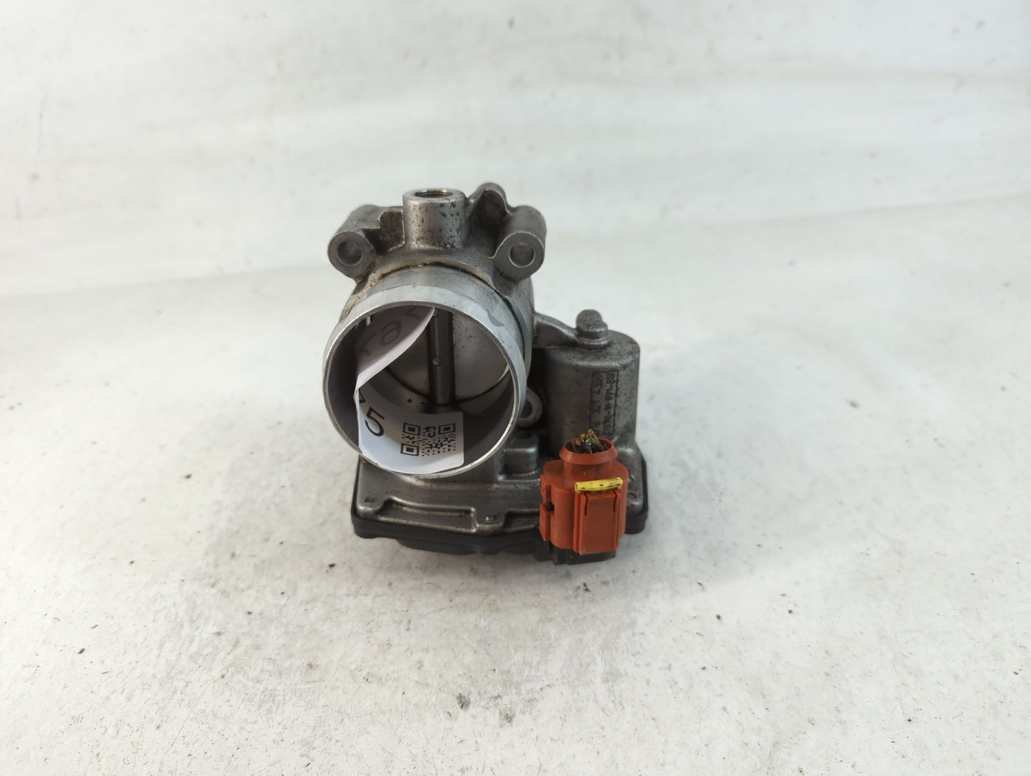 2017-2019 Ford Escape Throttle Body P/N:B16 327 4389 DS7G-9F991-BB Fits Fits 2014 2015 2016 2017 2018 2019 2020 OEM Used Aut