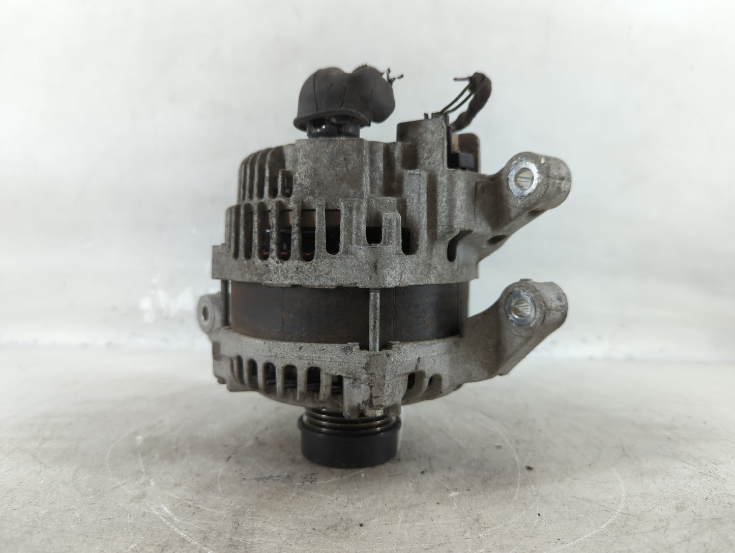 2013-2019 Ford Escape Alternator Replacement Generator Charging Assembly Engine OEM P/N:CJ5T-10300-CB Fits OEM Used Auto Par
