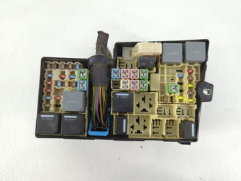 compare product 2017 Ford Escape Fusebox Fuse Box Panel Relay Module P/N:AV6T-14A142-AB E00027328 Fits OEM Used Auto Parts