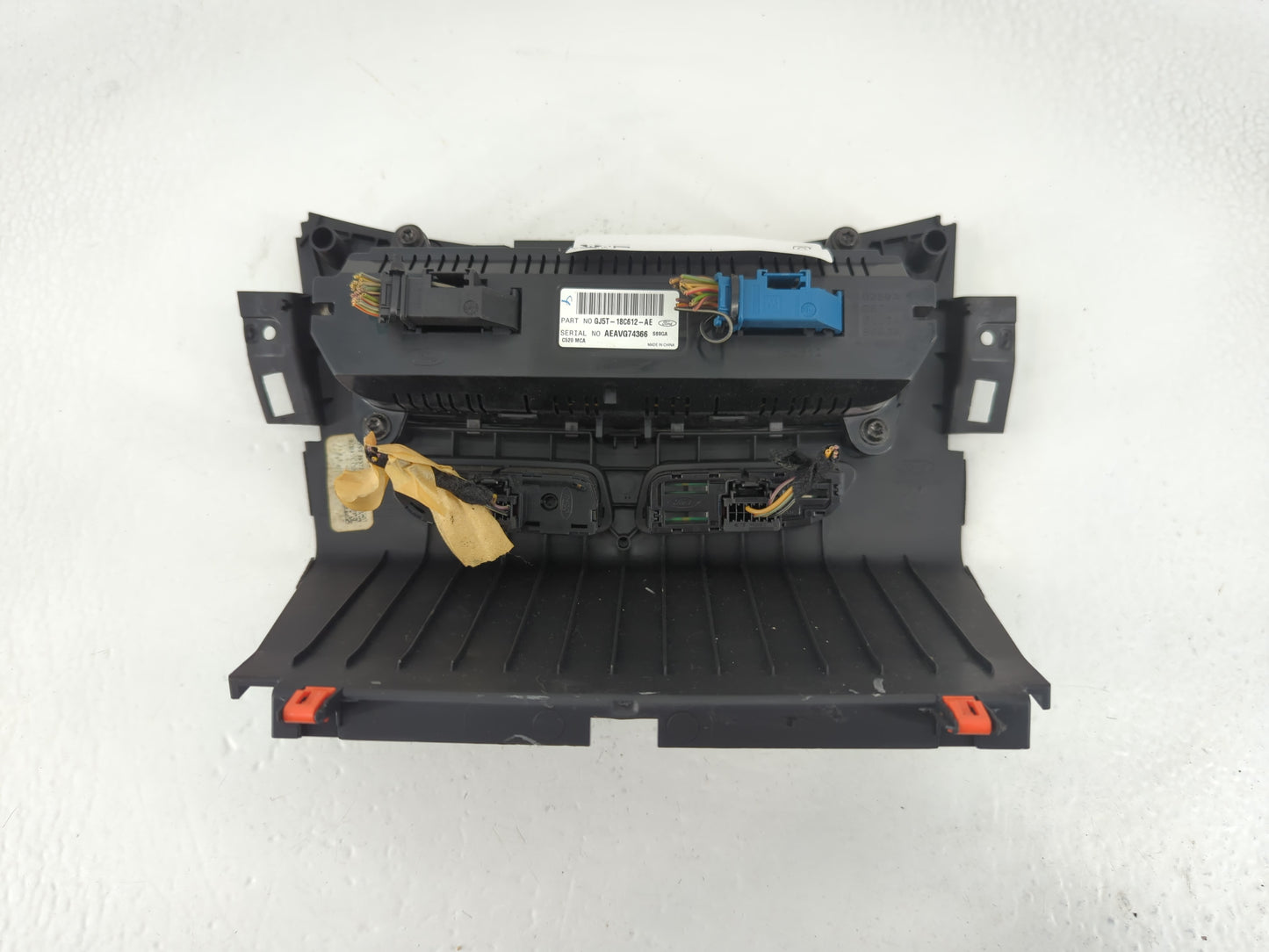 2017 Ford Escape Climate Control Module Temperature AC/Heater Replacement P/N:GJ5T-18C612-AE Fits OEM Used Auto Parts - Oemu