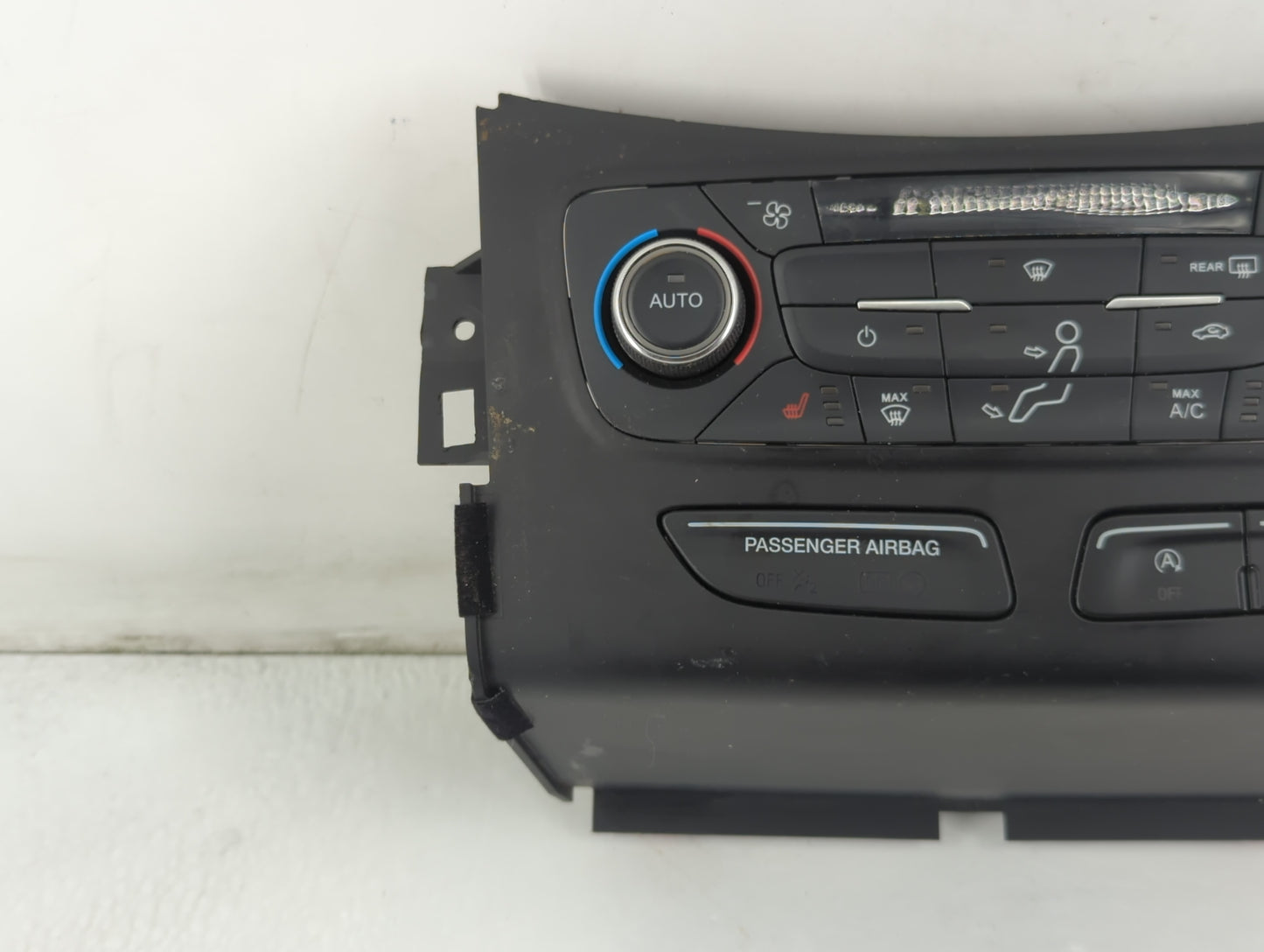 2017 Ford Escape Climate Control Module Temperature AC/Heater Replacement P/N:GJ5T-18C612-FA Fits OEM Used Auto Parts - Oemu