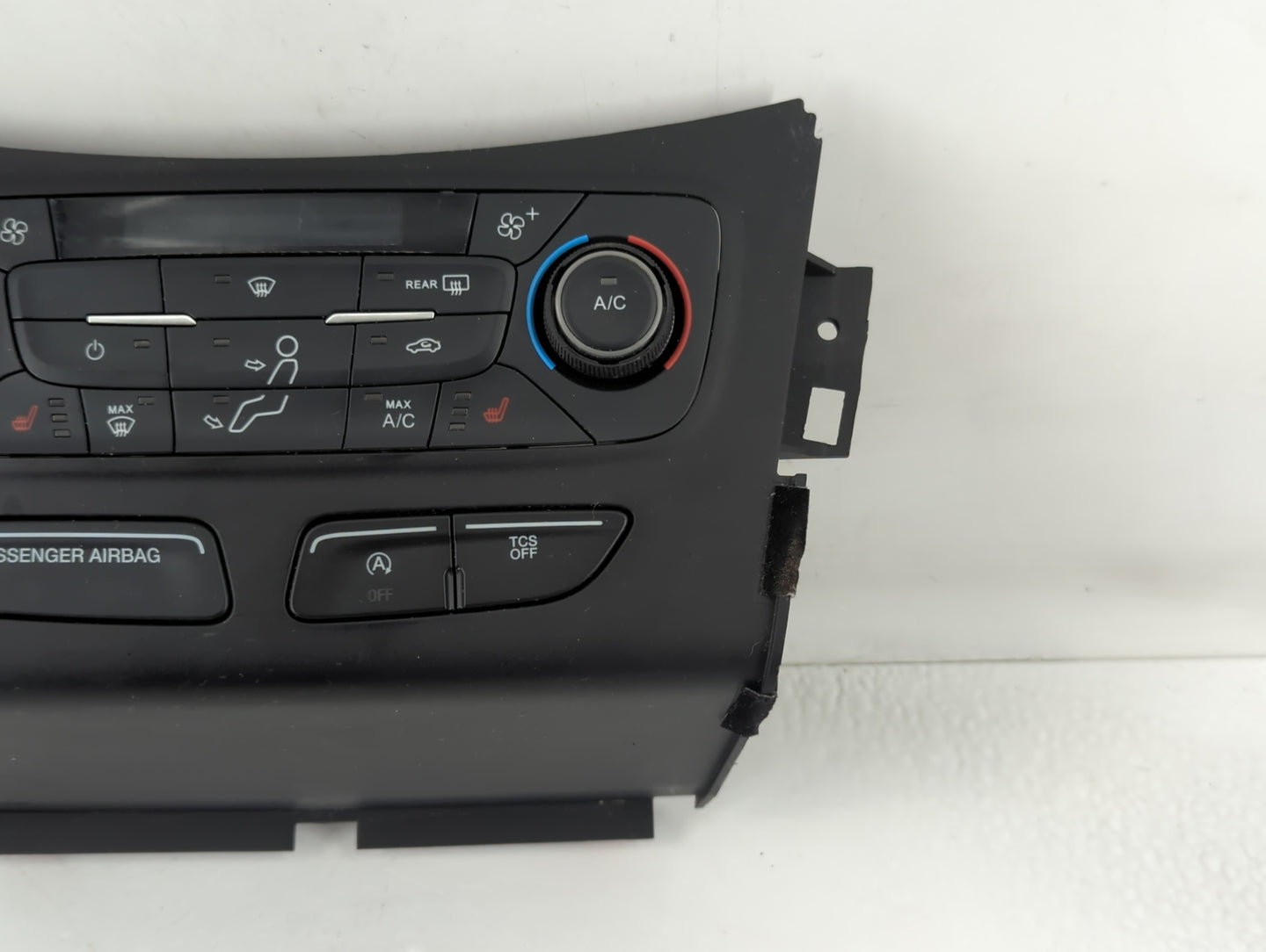 2017 Ford Escape Climate Control Module Temperature AC/Heater Replacement P/N:GJ5T-18C612-FA Fits OEM Used Auto Parts - Oemu