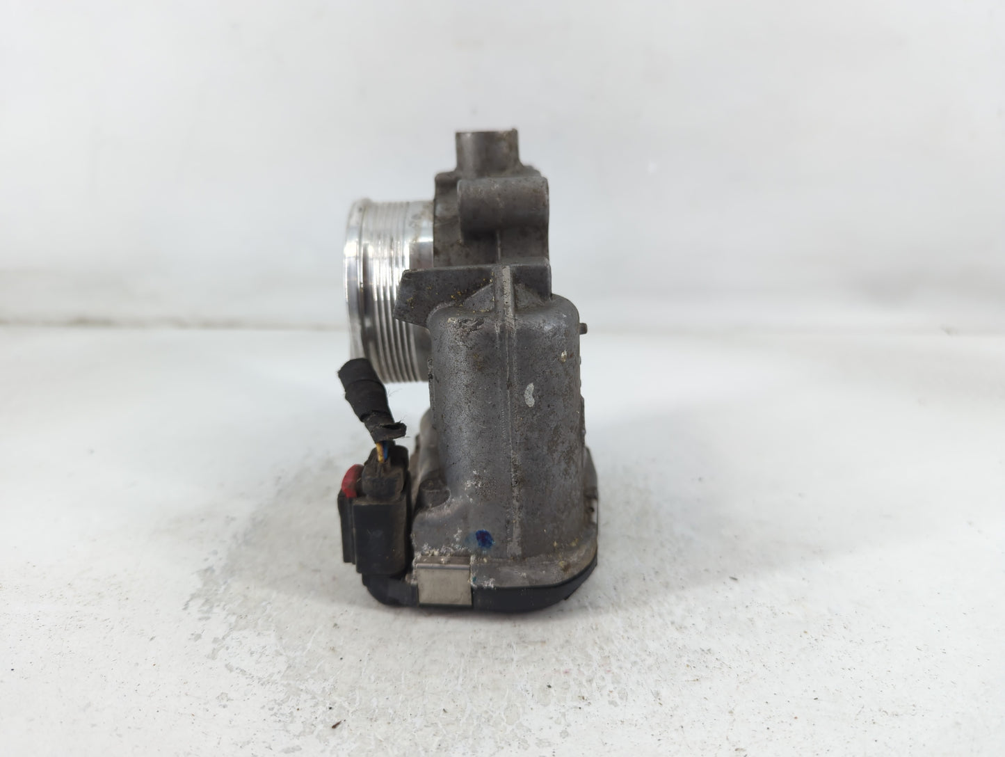 2017-2019 Ford Escape Throttle Body P/N:DS7E-9F991-BB Fits Fits 2014 2015 2016 2017 2018 2019 2020 2021 2022 OEM Used Auto P