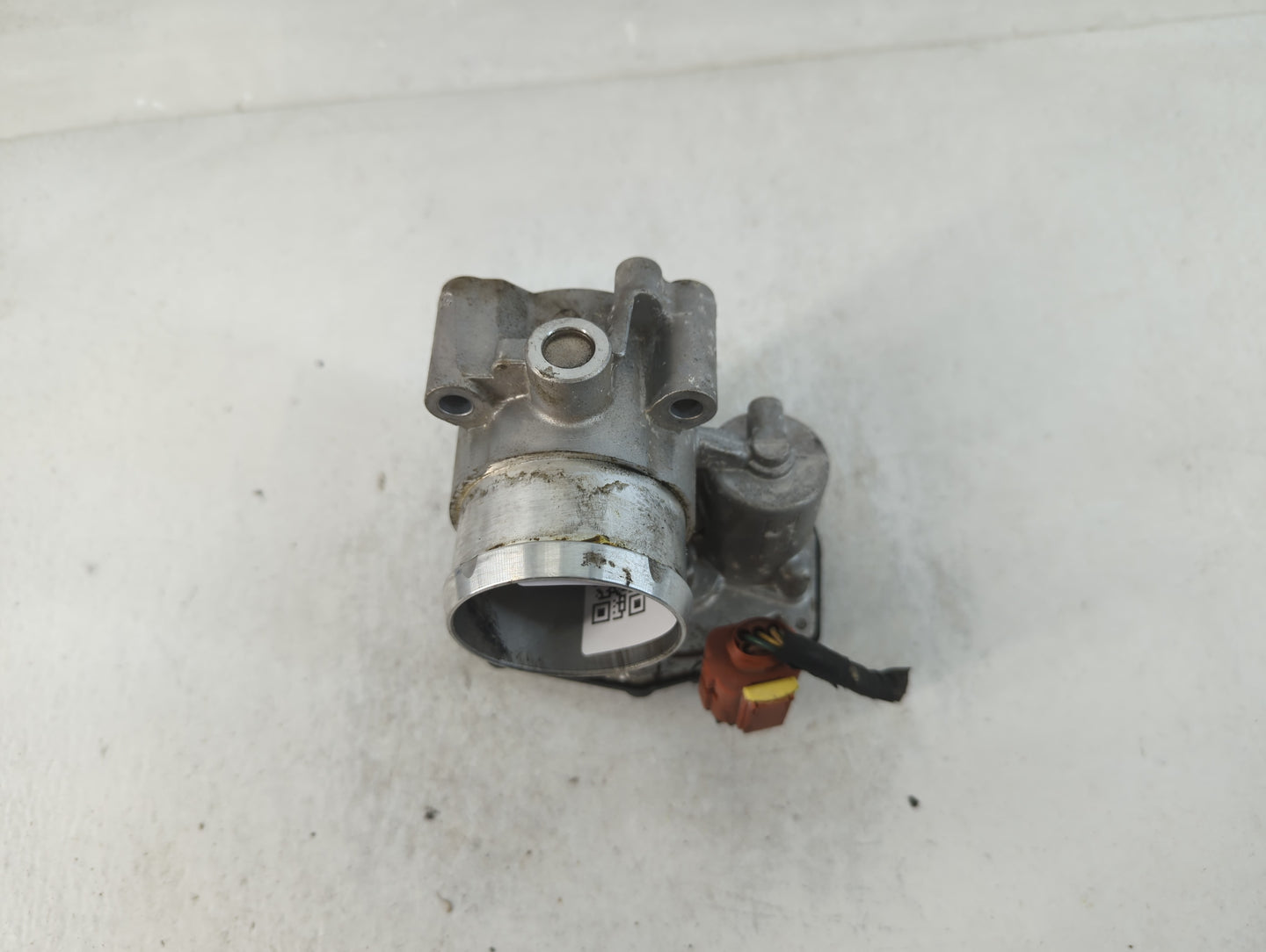 2017-2019 Ford Escape Throttle Body P/N:DS7G-9F991-BB Fits Fits 2014 2015 2016 2017 2018 2019 2020 OEM Used Auto Parts - Oem