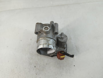 2017-2019 Ford Escape Throttle Body P/N:DS7G-9F991-BB Fits Fits 2014 2015 2016 2017 2018 2019 2020 OEM Used Auto Parts
