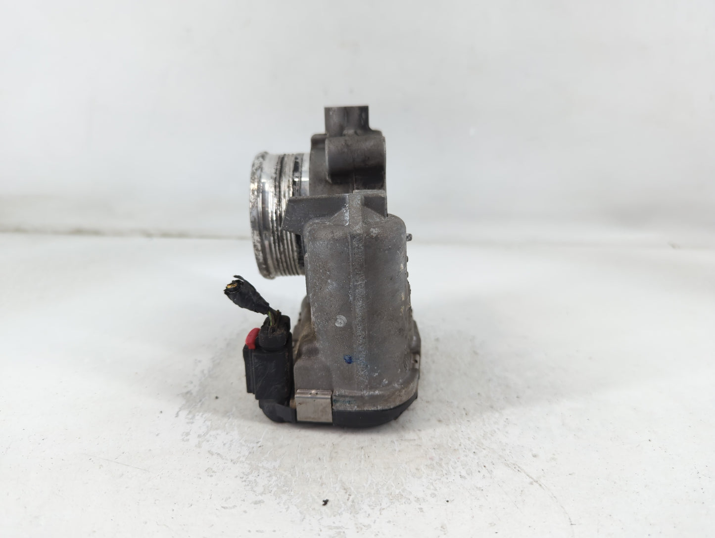 2017-2019 Ford Escape Throttle Body P/N:DS7E-9F991-BB Fits Fits 2014 2015 2016 2017 2018 2019 2020 2021 2022 OEM Used Auto P