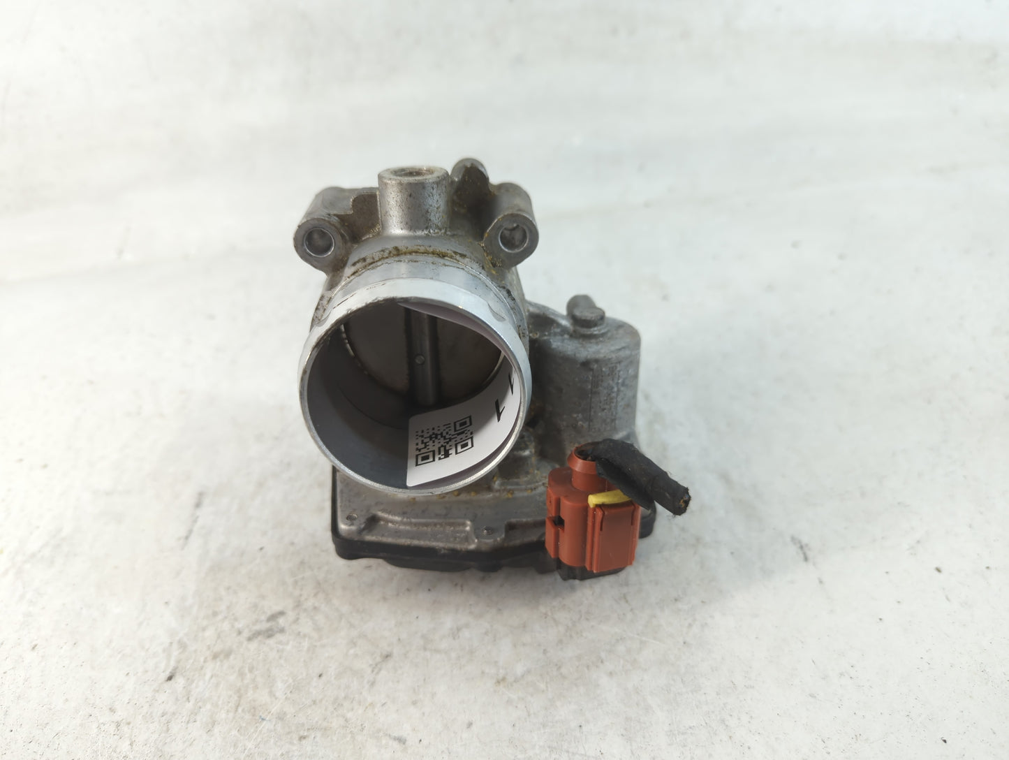 2017-2019 Ford Escape Throttle Body P/N:DS7G-9F991-BB Fits Fits 2014 2015 2016 2017 2018 2019 2020 OEM Used Auto Parts - Oem