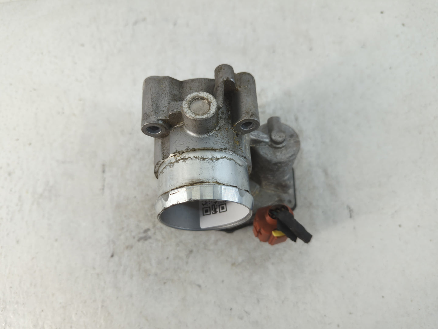 2017-2019 Ford Escape Throttle Body P/N:DS7G-9F991-BB Fits Fits 2014 2015 2016 2017 2018 2019 2020 OEM Used Auto Parts - Oem
