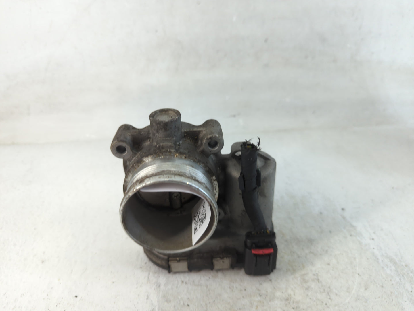 2017-2019 Ford Escape Throttle Body P/N:DS7E-9F991-BB Fits Fits 2014 2015 2016 2017 2018 2019 2020 2021 2022 OEM Used Auto P