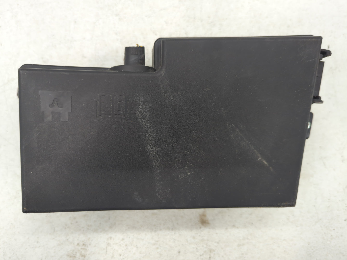2017 Ford Escape Fusebox Fuse Box Panel Relay Module P/N:AV6T-14A142-AB E02345500, AV6T-14A067-AD Fits OEM Used Auto Parts -