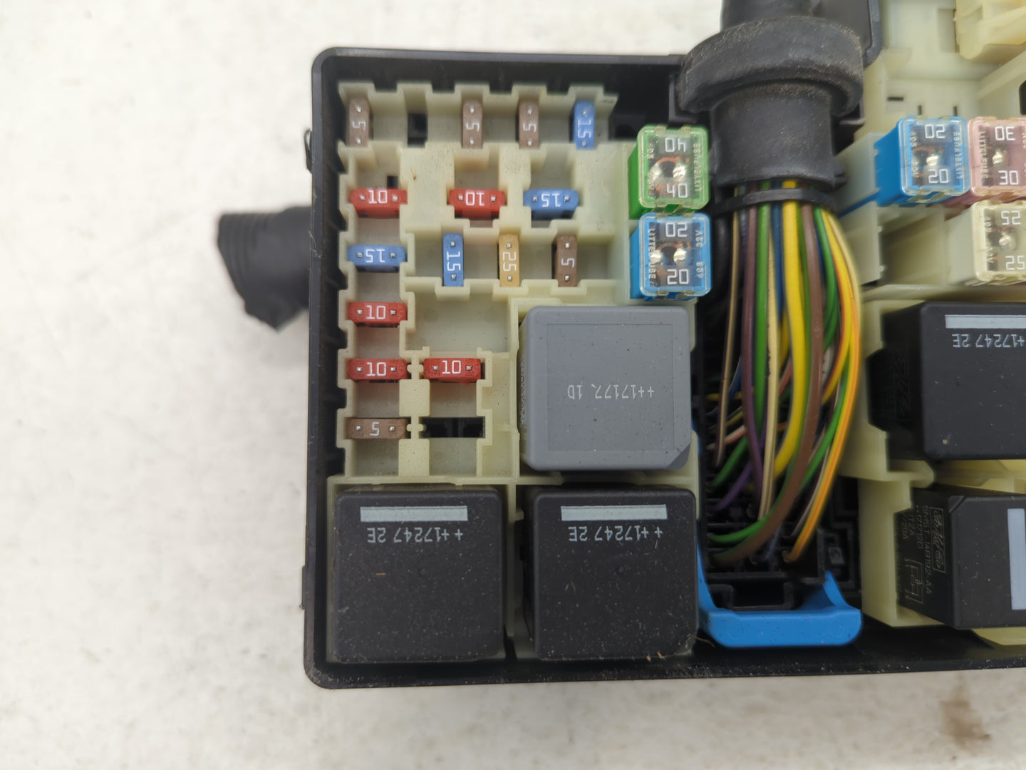 2017 Ford Escape Fusebox Fuse Box Panel Relay Module P/N:AV6T-14A142-AB E02345500, AV6T-14A067-AD Fits OEM Used Auto Parts -