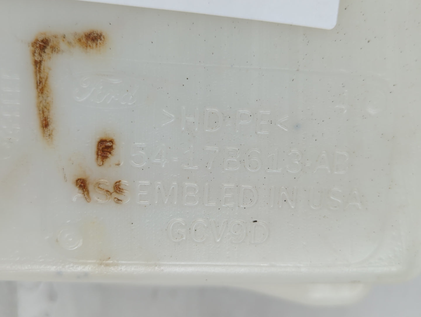 2015-2019 Ford Escape Windshield Washer Fluid Reservoir Bottle Oem - Oemusedautoparts1.com