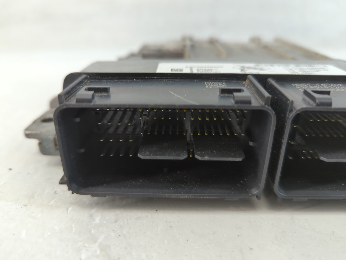 2017-2019 Ford Escape PCM Engine Control Computer ECU ECM PCU OEM P/N:HJ5A-12A650-MA Fits Fits 2017 2018 2019 OEM Used Auto 