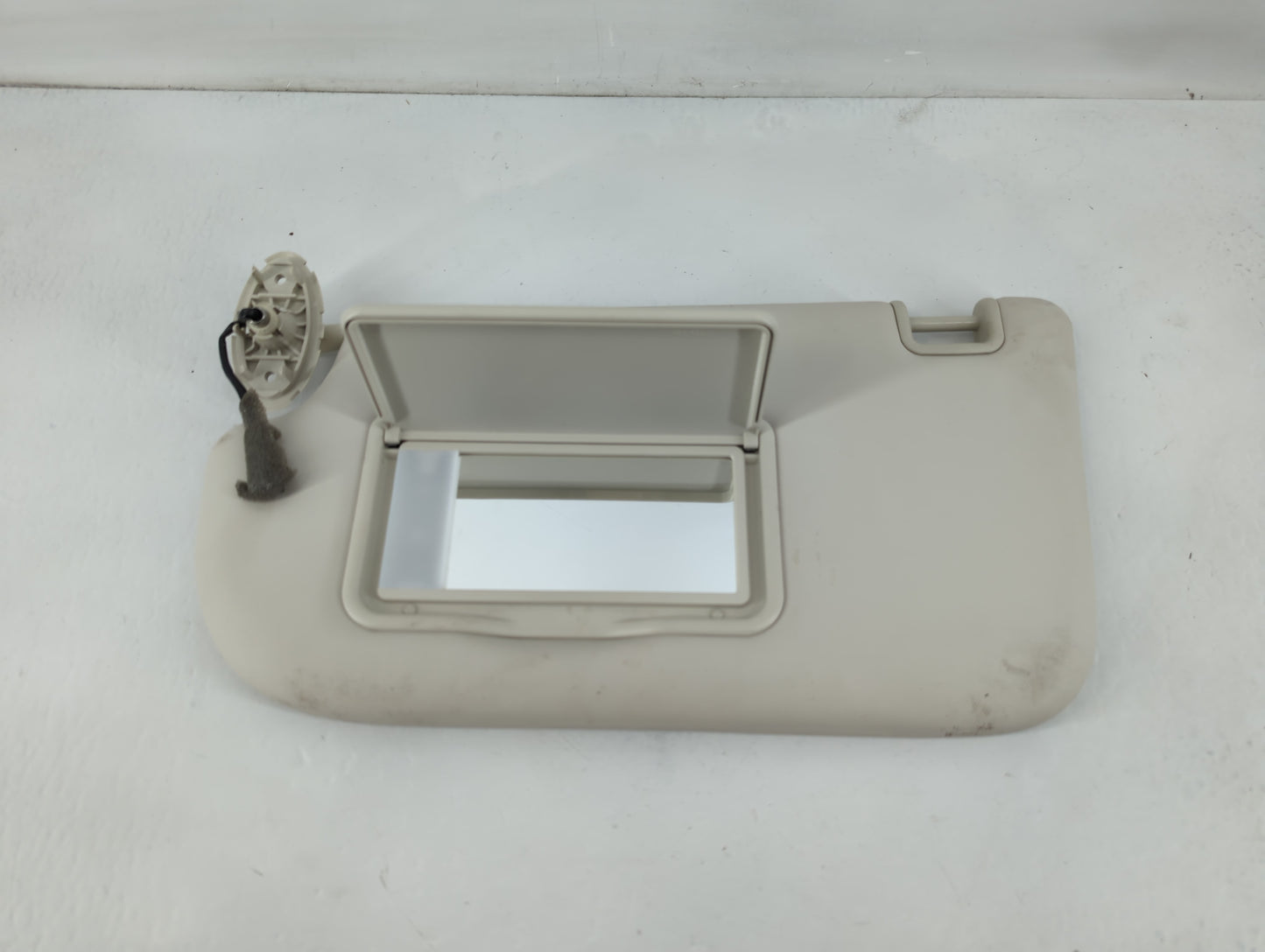 2013-2019 Ford Escape Sun Visor Shade Replacement Driver Left Mirror Fits Fits 2013 2014 2015 2016 2017 2018 2019 OEM Used A