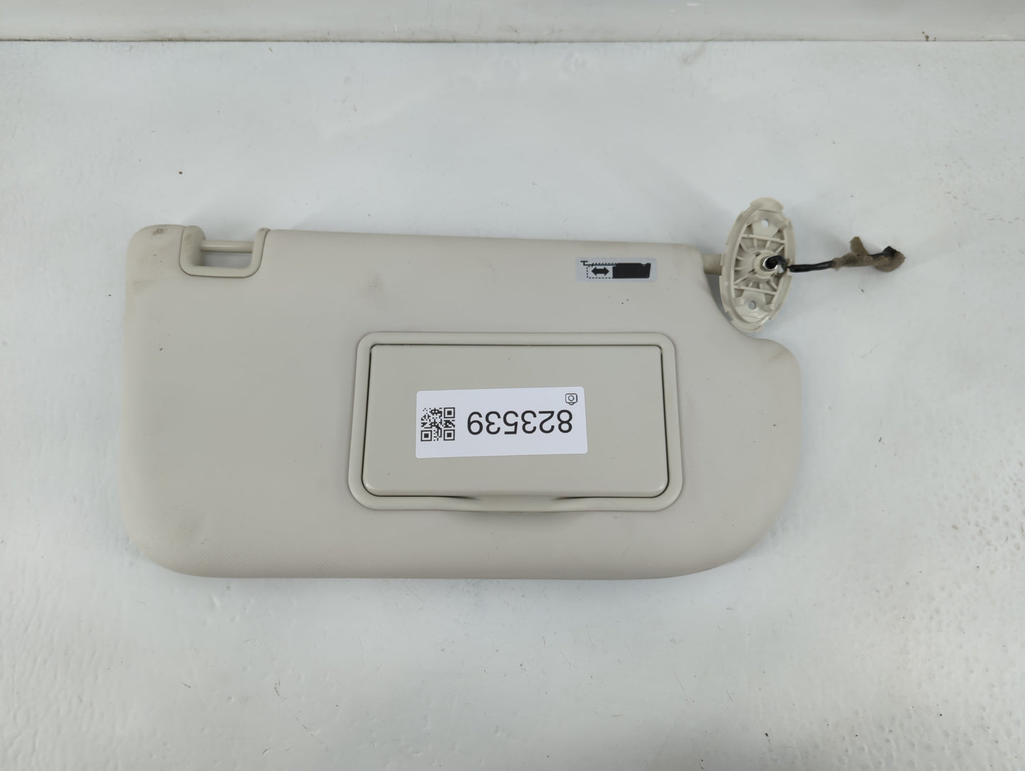 2013-2019 Ford Escape Sun Visor Shade Replacement Passenger Right Mirror Fits Fits 2013 2014 2015 2016 2017 2018 2019 OEM Us
