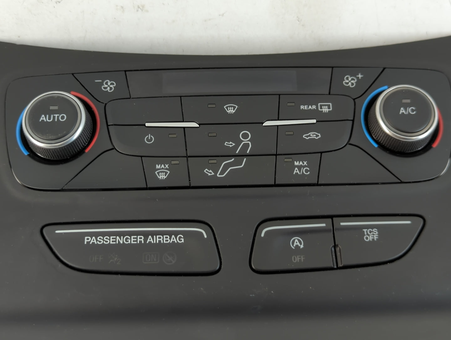 2017 Ford Escape Climate Control Module Temperature AC/Heater Replacement P/N:GJ5T-18C612-EA Fits OEM Used Auto Parts - Oemu