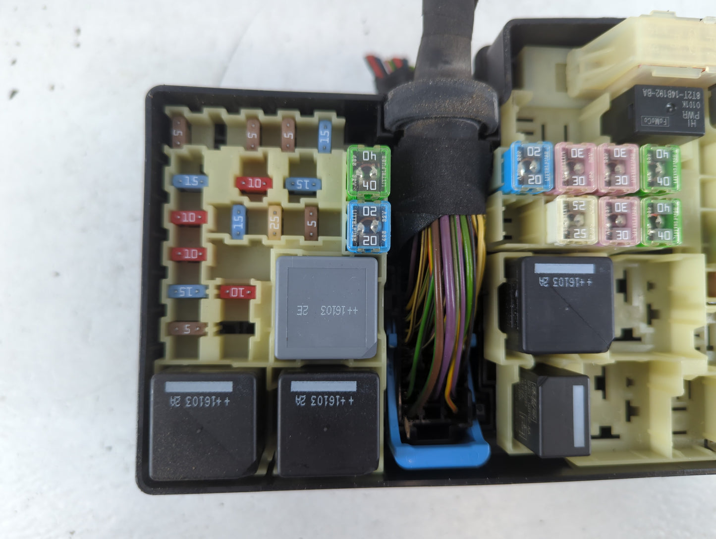 2017 Ford Escape Fusebox Fuse Box Panel Relay Module P/N:E02345500 AV6T-14A067-AD Fits OEM Used Auto Parts - Oemusedautopart