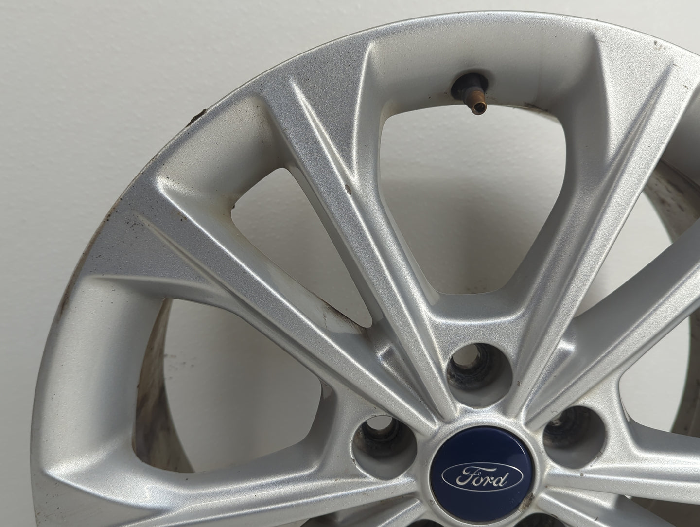 2017-2019 Ford Escape Wheel Rim Oem - Oemusedautoparts1.com