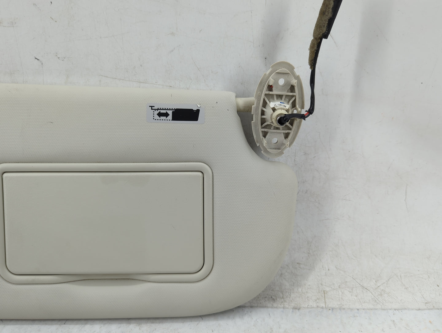 2013-2019 Ford Escape Sun Visor Shade Replacement Passenger Right Mirror Fits Fits 2013 2014 2015 2016 2017 2018 2019 OEM Us