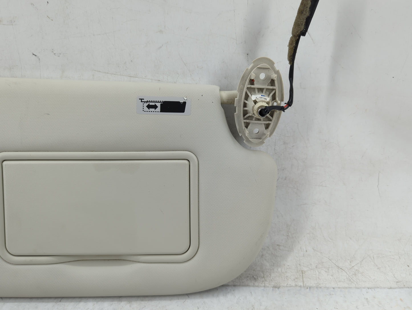 2013-2019 Ford Escape Sun Visor Shade Replacement Passenger Right Mirror Fits Fits 2013 2014 2015 2016 2017 2018 2019 OEM Us