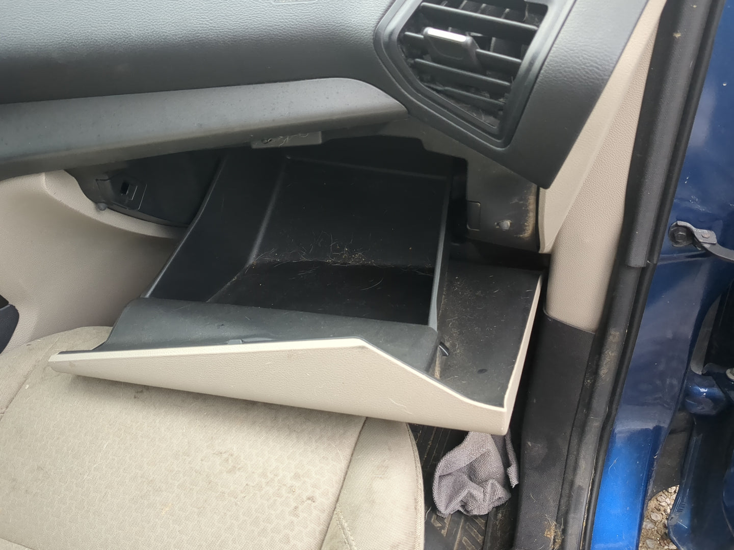2017 Ford Escape Passenger Glove Box Door Storage Compartment - Oemusedautoparts1.com