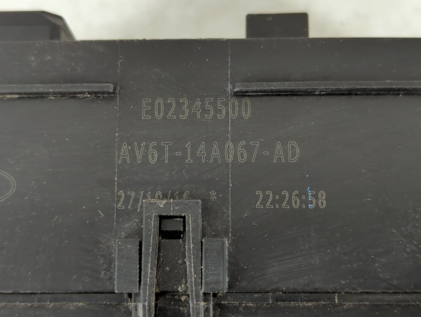 2017 Ford Escape Fusebox Fuse Box Panel Relay Module P/N:AV6T-14A142-AB Fits OEM Used Auto Parts - Oemusedautoparts1.com