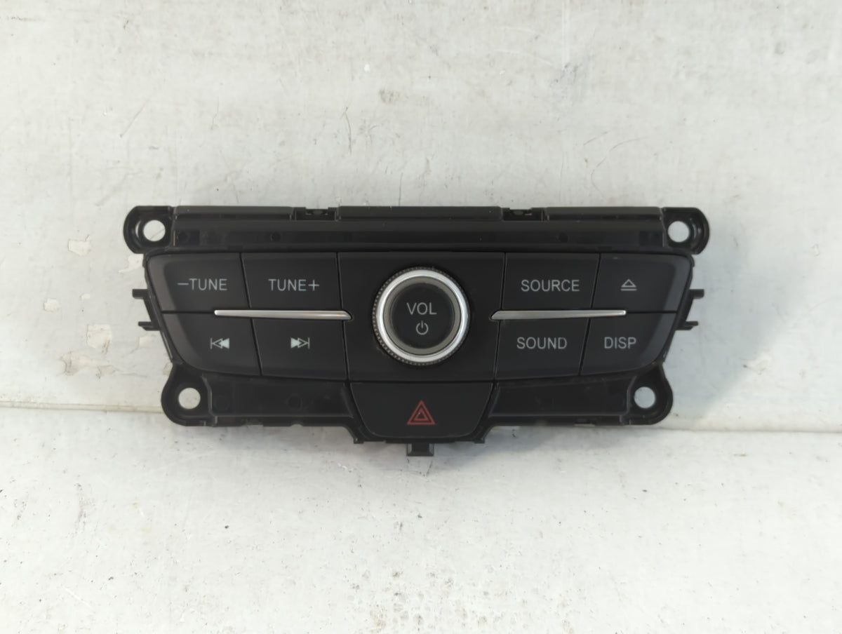 2017 Ford Escape Radio AM FM Cd Player Receiver Replacement P/N:F1CT 18K811 HC Fits Fits 1994 1995 1996 OEM Used Auto Parts 
