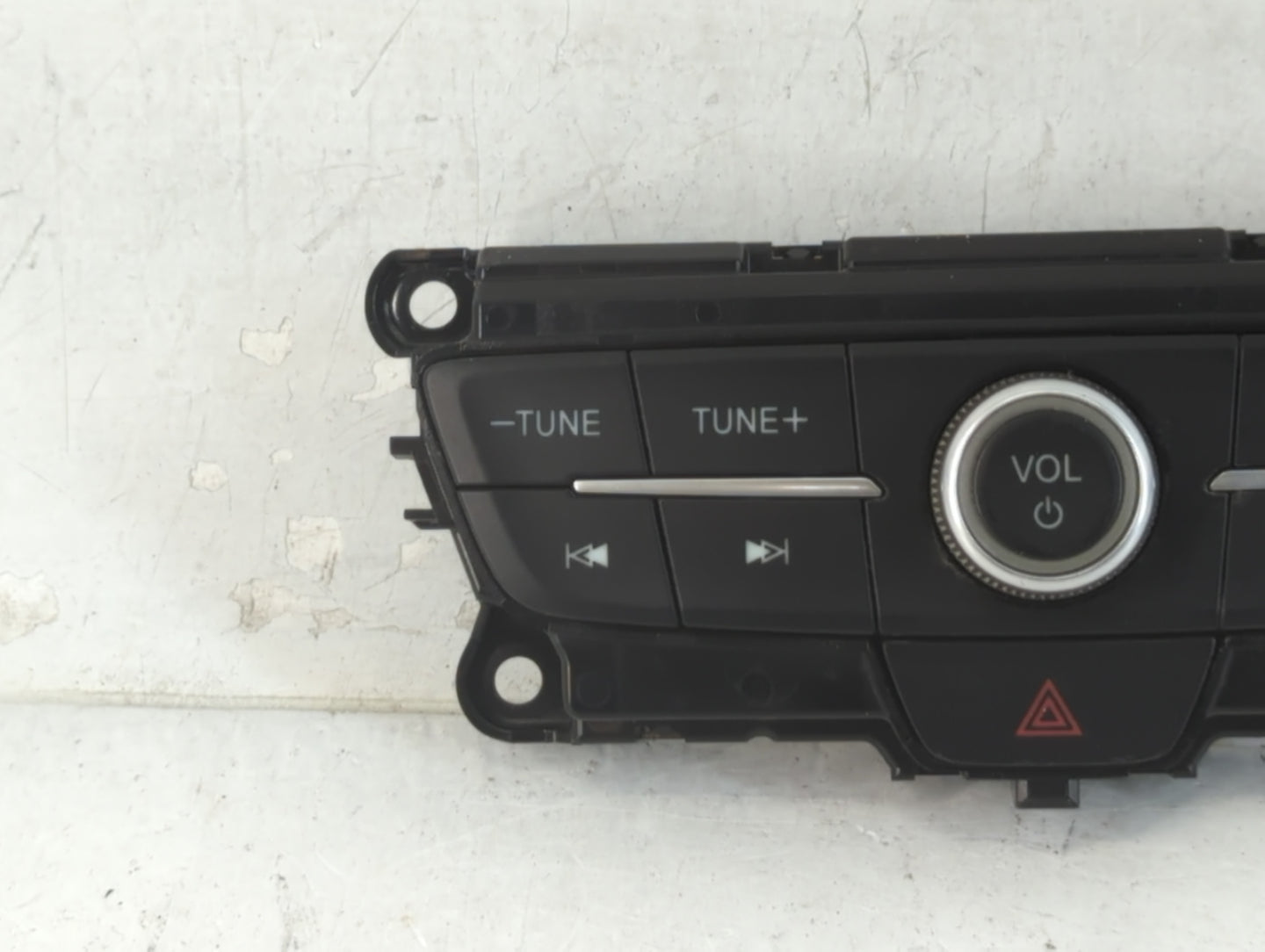 2017 Ford Escape Radio AM FM Cd Player Receiver Replacement P/N:F1CT 18K811 HC Fits OEM Used Auto Parts - Oemusedautoparts1.