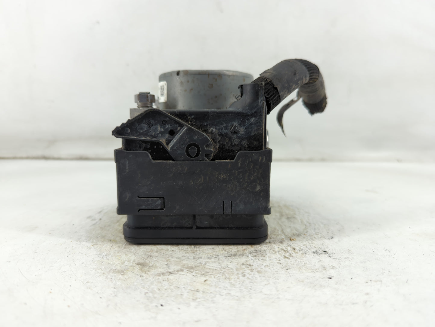 2017-2019 Ford Escape ABS Pump Control Module Replacement P/N:GV61-2C405-CH Fits Fits 2017 2018 2019 OEM Used Auto Parts - O