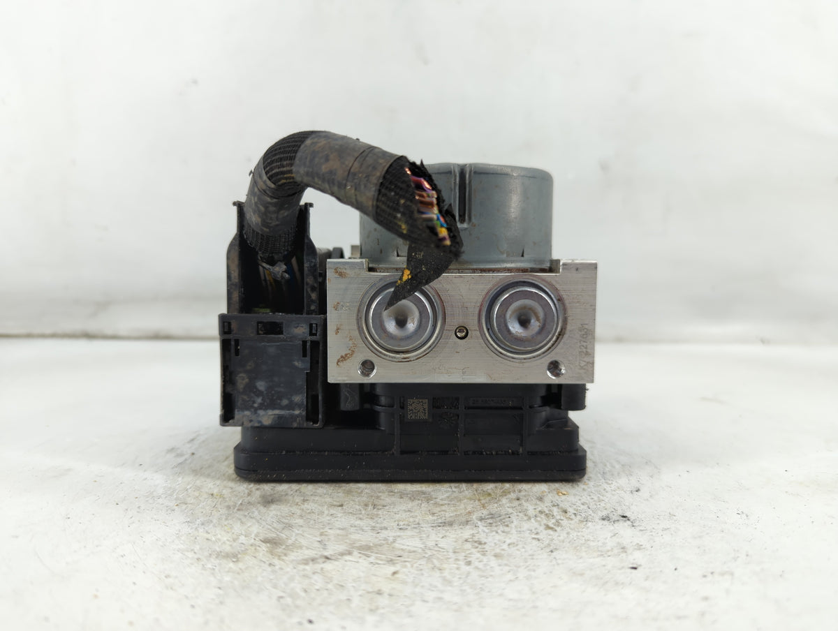 2017-2019 Ford Escape Anti-Lock Brake ABS Pump Module Actuator OEM P/N:GV61-2C405-CH Fits Fits 2017 2018 2019 OEM Used Auto 