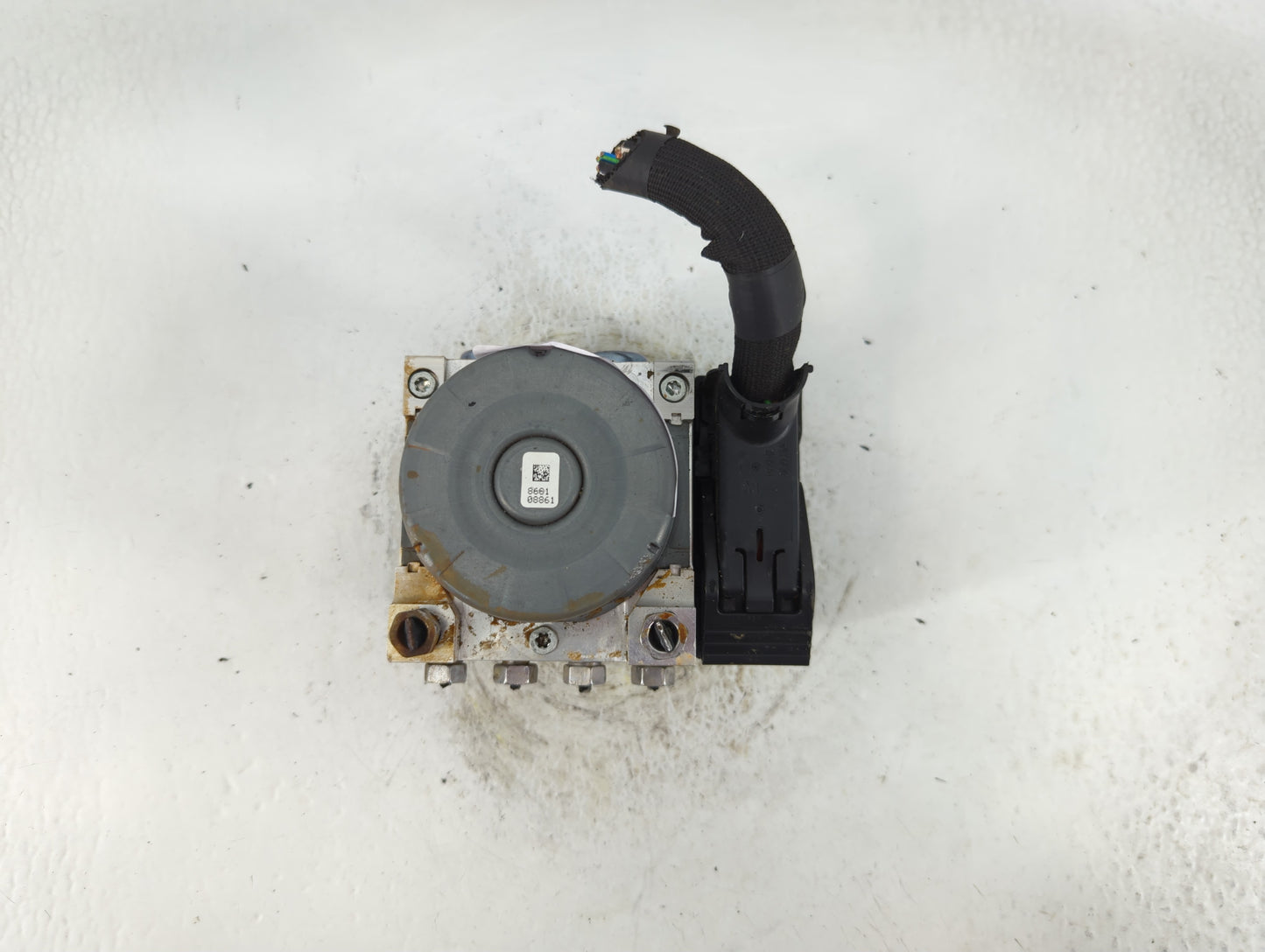 2017-2019 Ford Escape ABS Pump Control Module Replacement P/N:GV61-2C405-CE GV61-2C405-CH Fits Fits 2017 2018 2019 OEM Used 