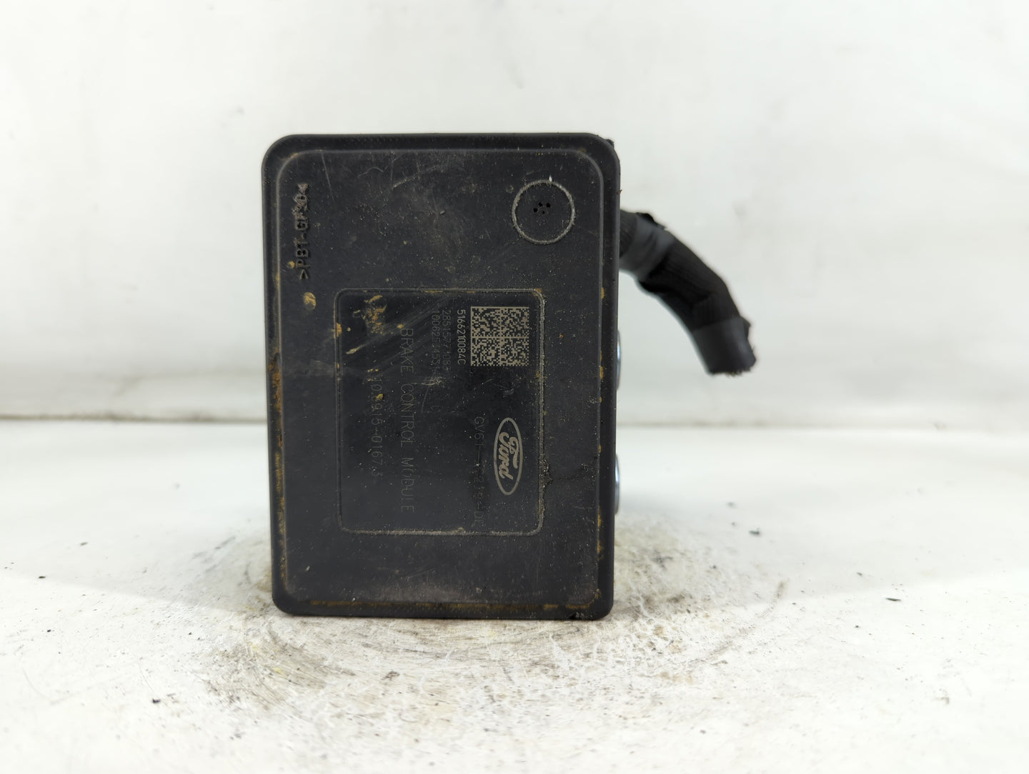 2017-2019 Ford Escape ABS Pump Control Module Replacement P/N:GV61-2C405-CE GV61-2C405-CH Fits Fits 2017 2018 2019 OEM Used 
