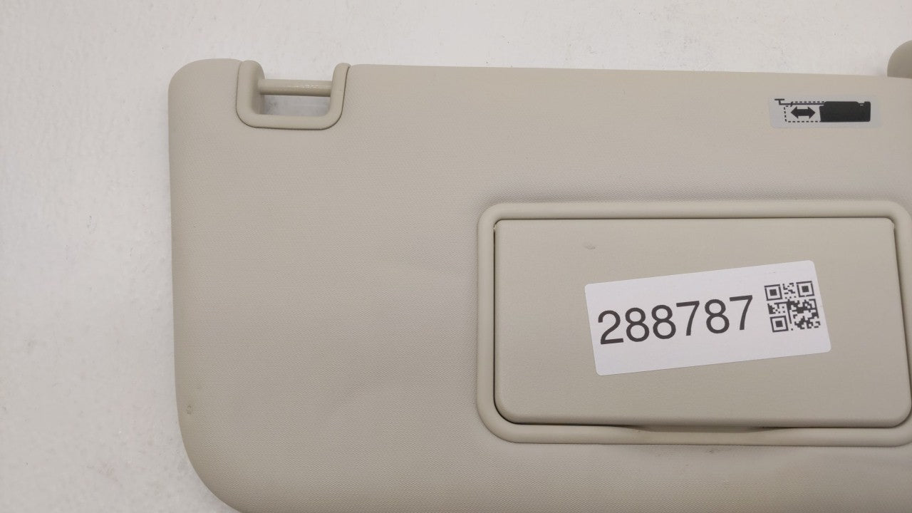 2017 Ford Escape Sun Visor Shade Replacement Passenger Right Mirror Fits Fits 2013 2014 2015 2016 2018 2019 OEM Used Auto Pa